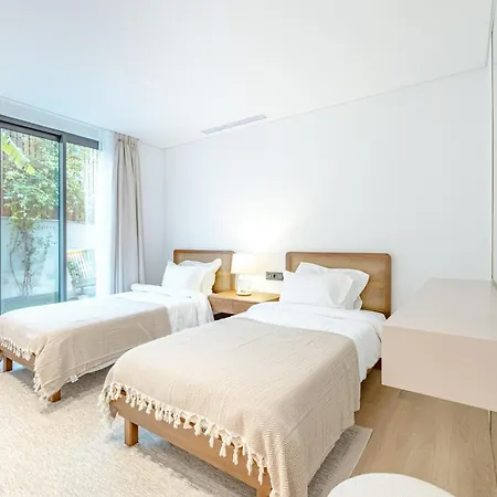 4-bedroom Luxury In 5 Star Seafront 펜션