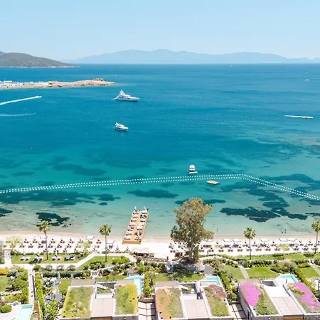 4-Bedroom Luxury Villa In 5 Star Resort Seafront Bodrum