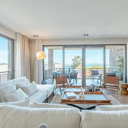 Ferienhaus 4-Bedroom Luxury Villa In 5 Star Resort Seafront