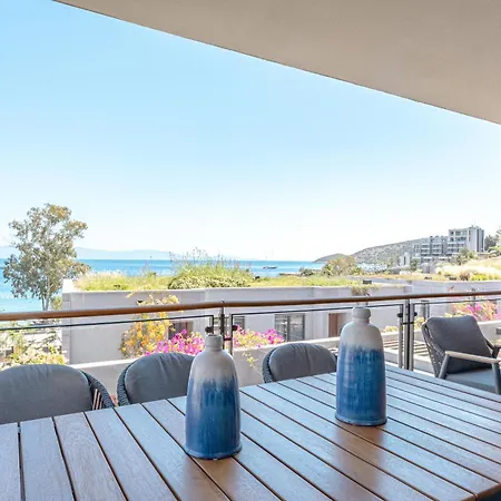 4-bedroom Luxury In 5 Star Seafront Σπίτι διακοπών *